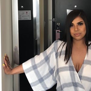 Meet your Posher, Maria